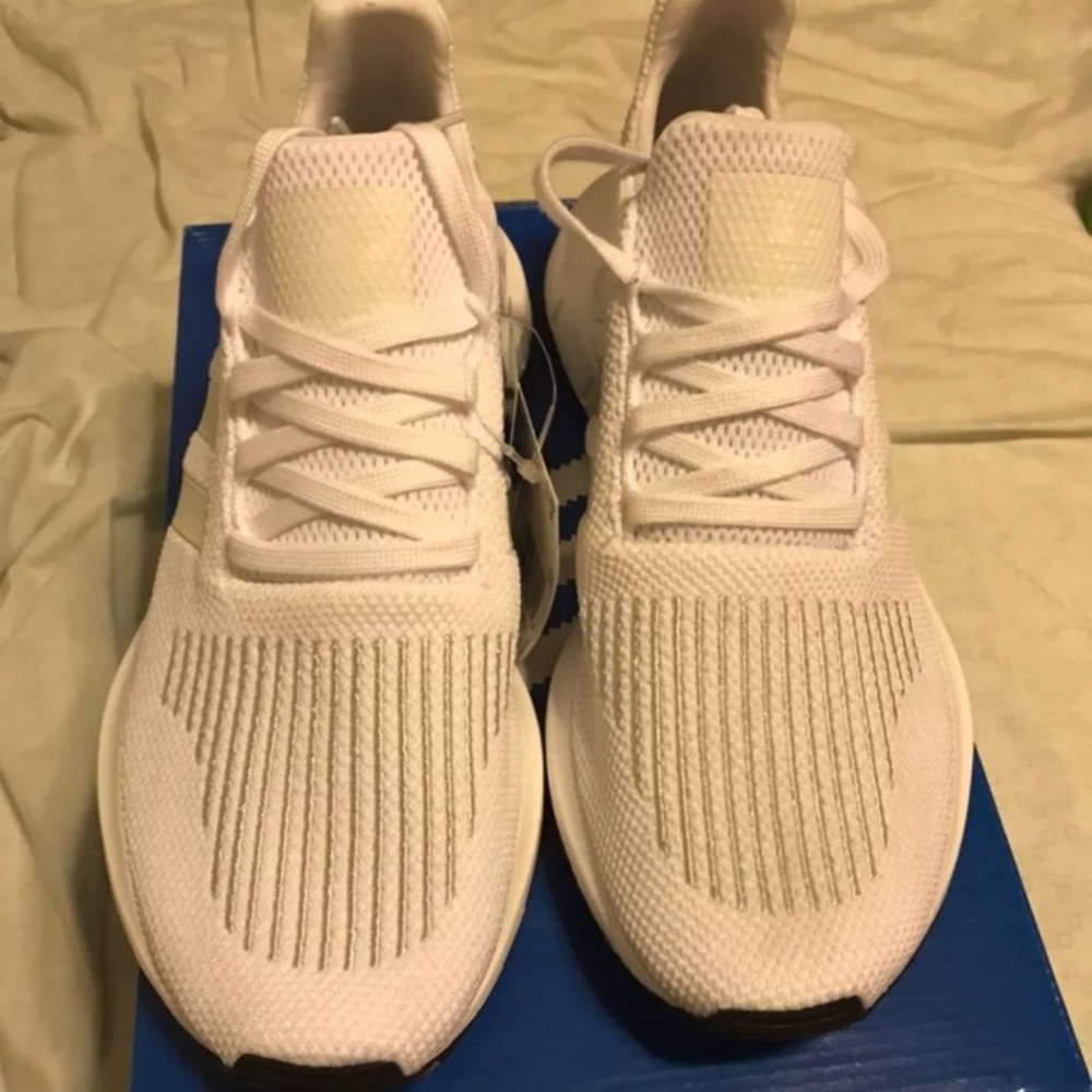 SOLD ! Adidas white shoes
